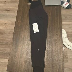 Lululemon Dance Joggers MR Black Size 2